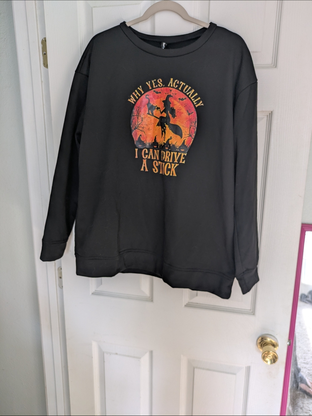 Black Graphic Crewneck Halloween Sweatshirt - 'I Can Drive A Stick'